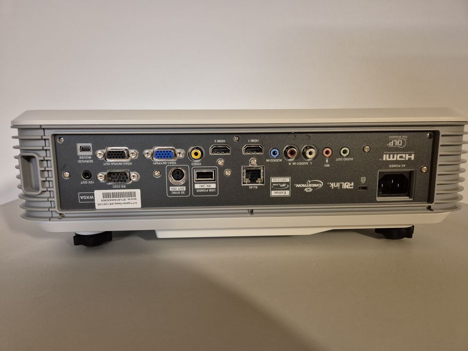 Projektor Optoma W319USTire