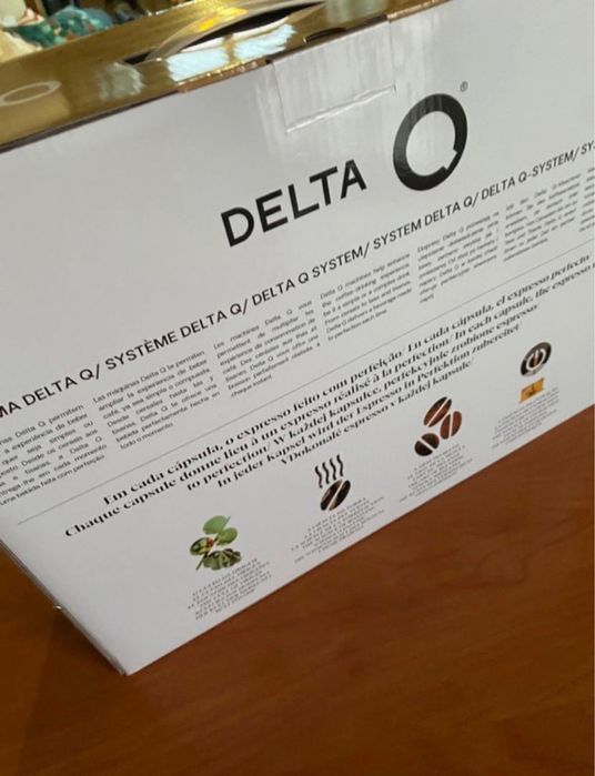 Maquina cafe Q delta nova  ainda na caixa  conzenta