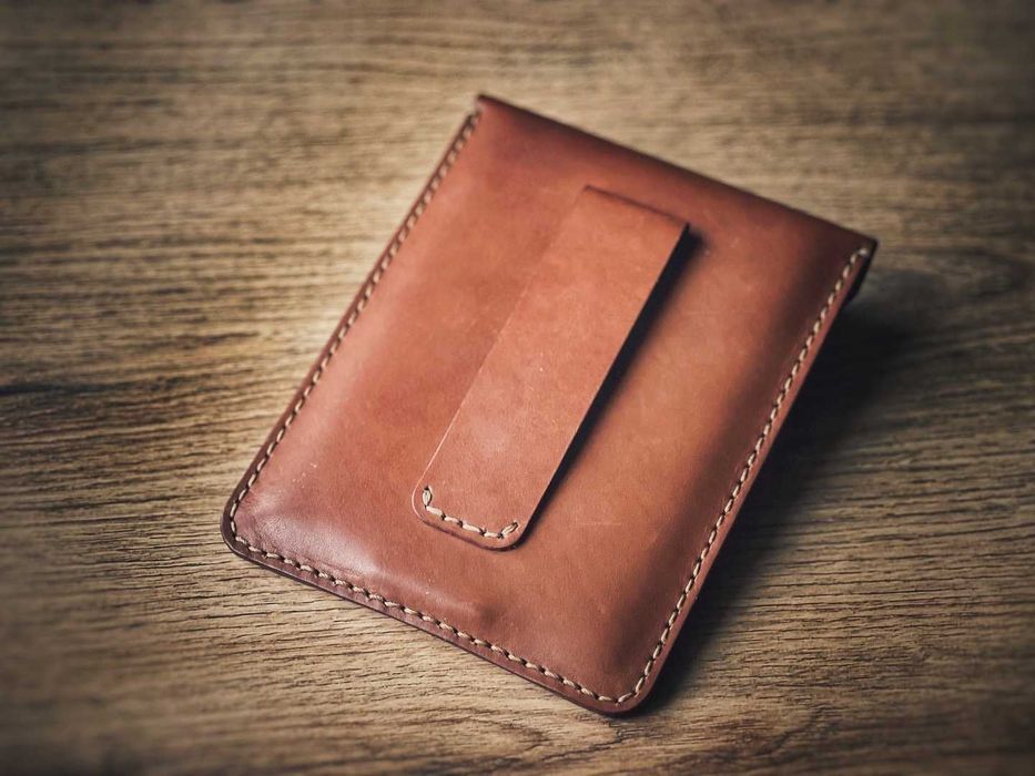 Ekskluzywne etui skórzane Kindle – ręcznie szyte, trwałe i stylowe