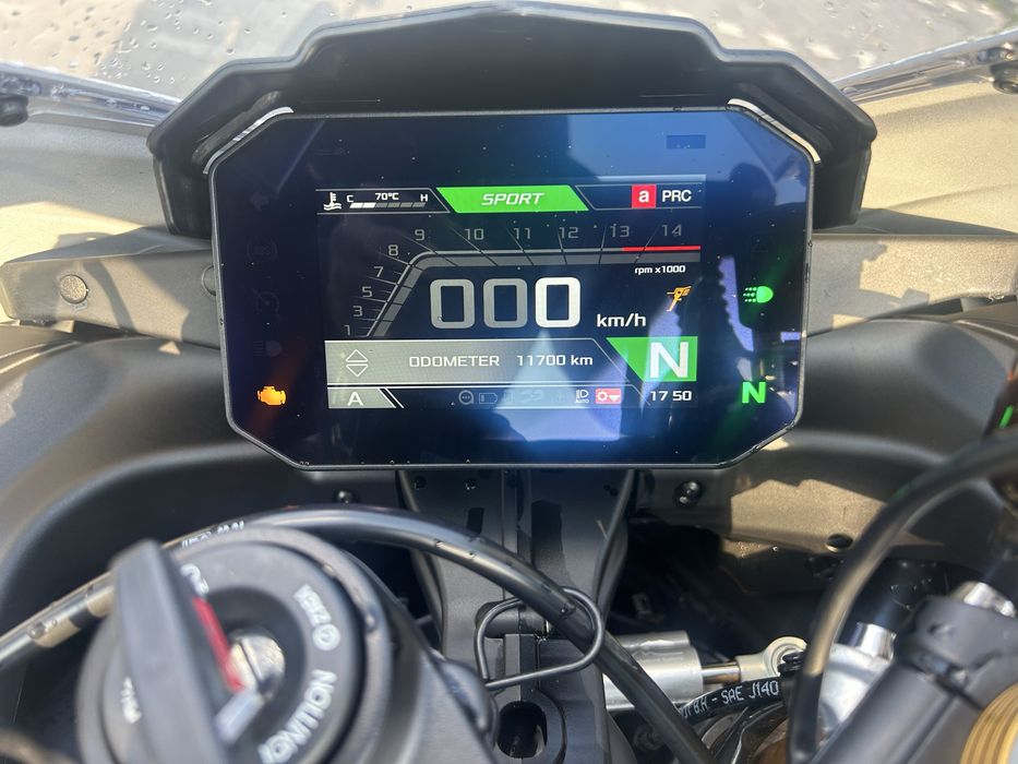 Aprilia RSV 4 RSV4 factory 1100, 2024 rok