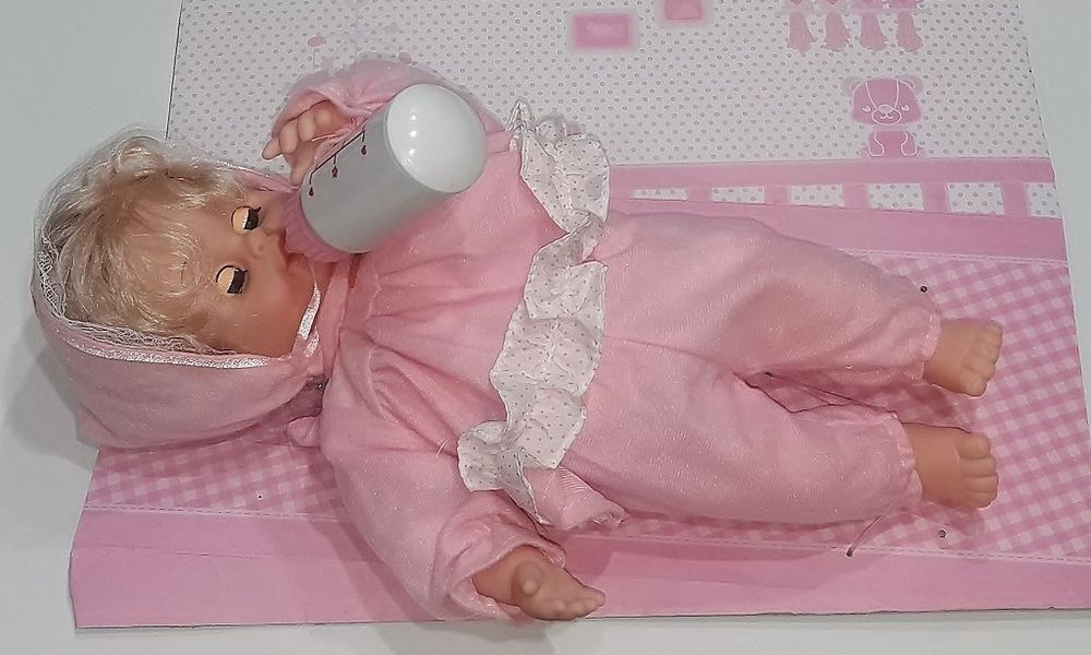 Lalka bobas interaktywna