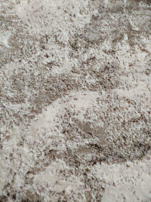 Килими (мармур, беж) нові.