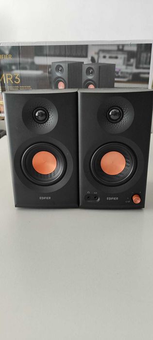 Monitory studyjne Edifier MR 3 + stojaki