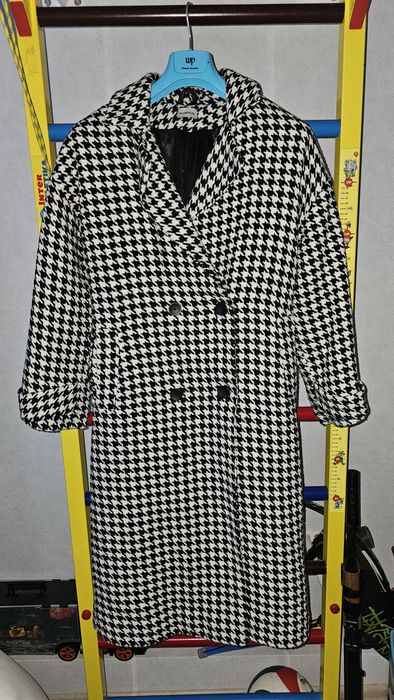 Тепле зимова пальто