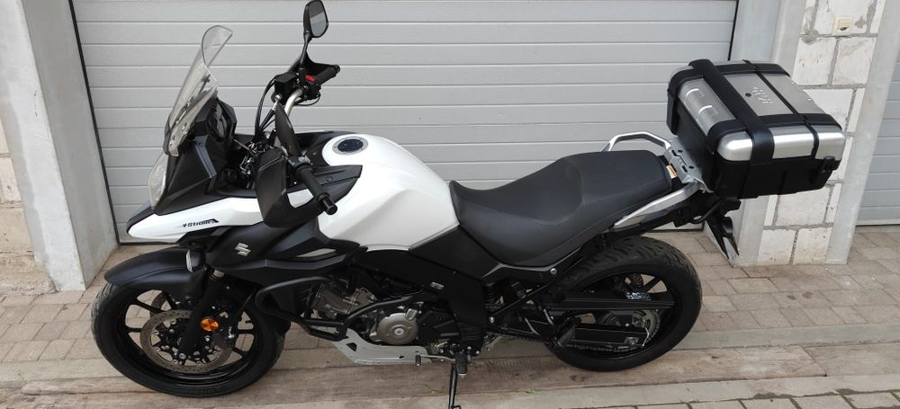 Suzuki V-STROM 650
