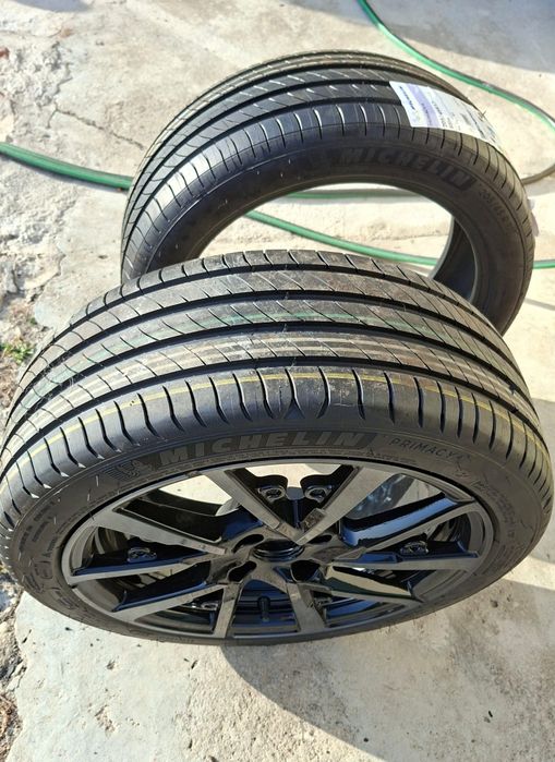 2 Pneus e Jante 205/45 R17 Peugeot 208