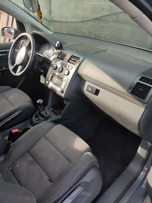 Peças VW Touran Motor AZV, caixa de 6, frente completa, airbags, trás