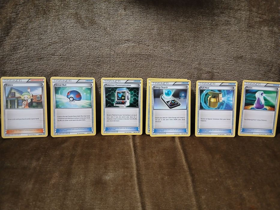 Cartas pokemon variadas