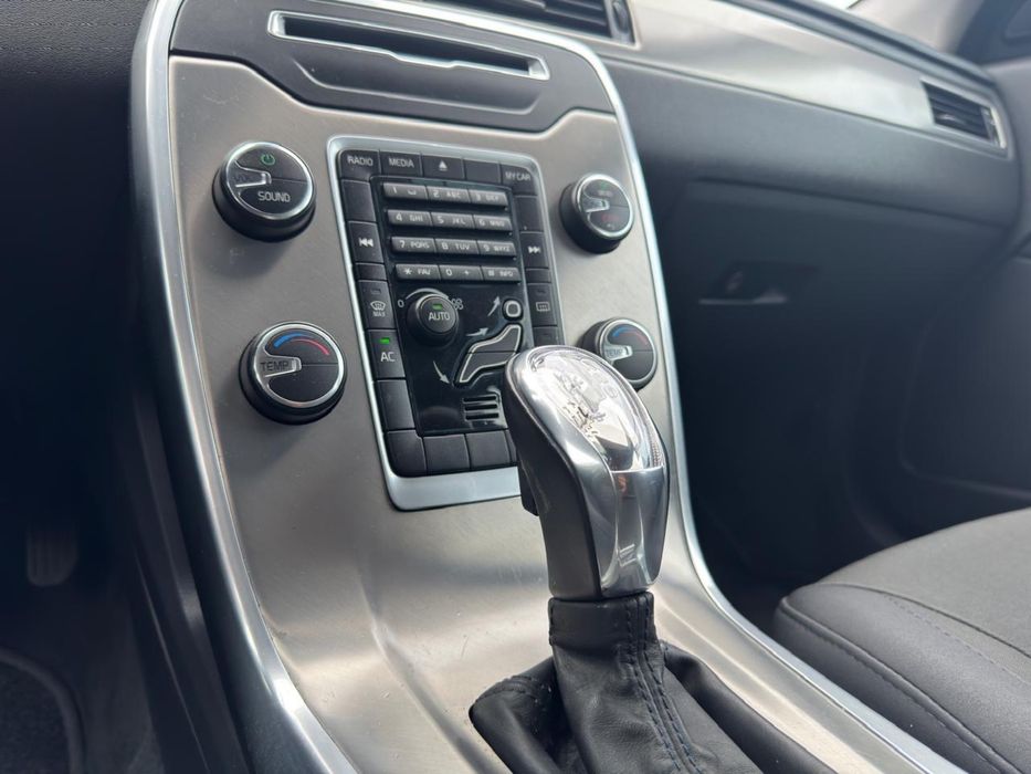 Volvo V70 III 2012 D4 2.0 дизель Автомат AISIN ВІДЕО