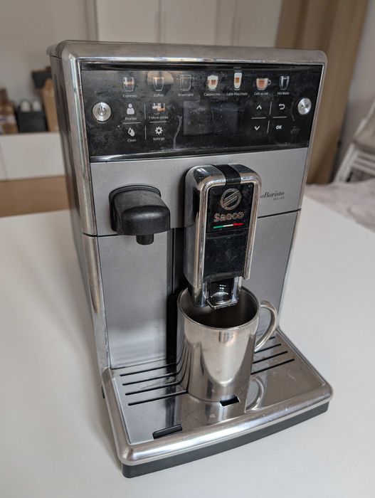 Ekspres do kawy Saeco PicoBaristo Deluxe SM5572/10