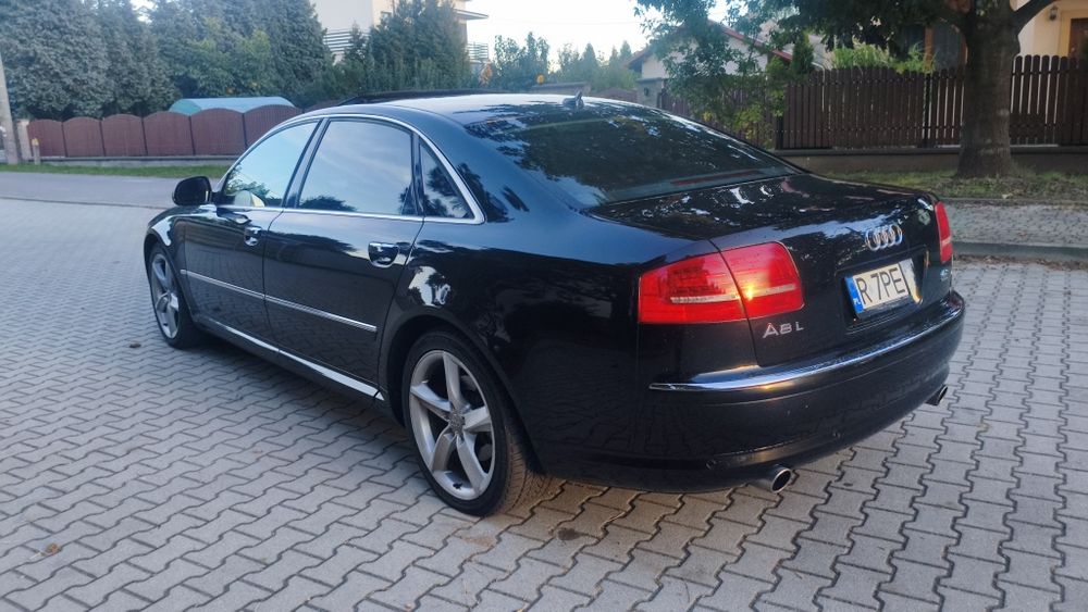 Audi A8 L  4.2_350Km 2009R 24900ZL