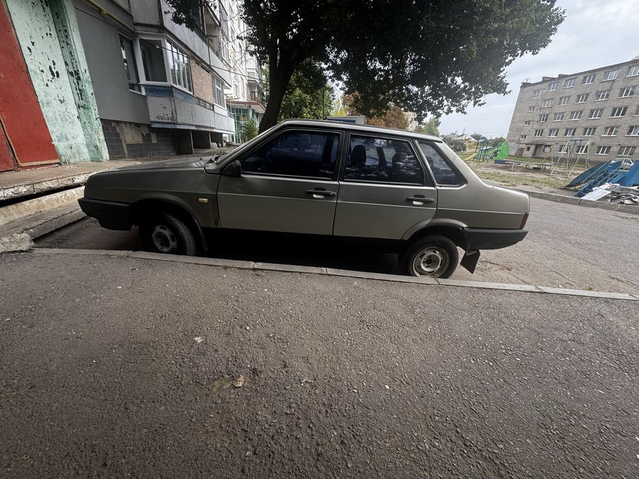Продам ваз 21099