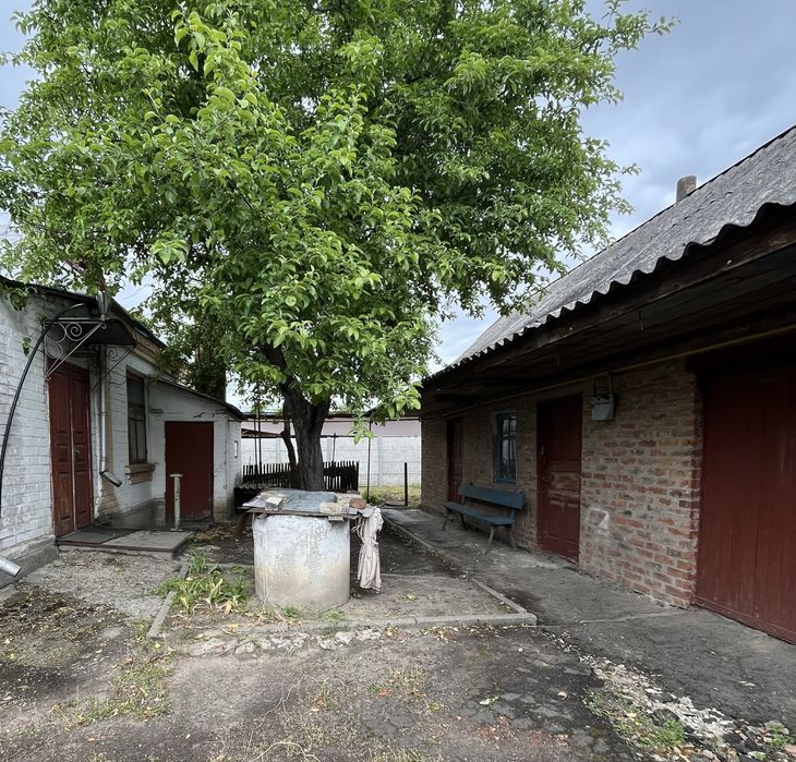 Продаємо будинковолодіння в центрі м. Городища