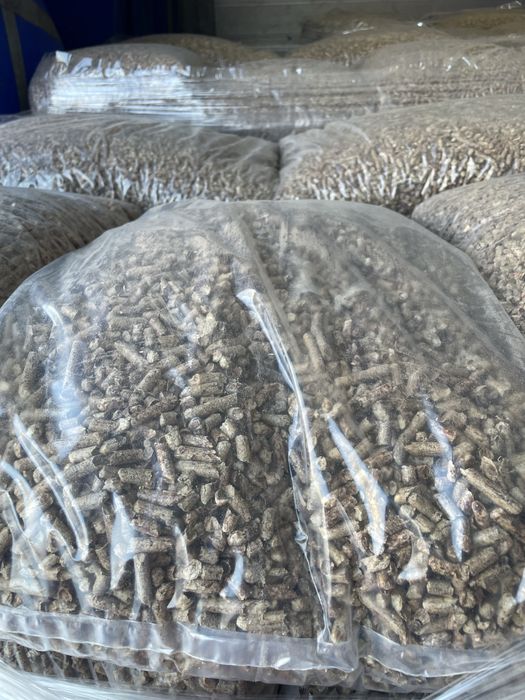 Паливні пілети гранула сосна 6 мм опт є постійна наявність