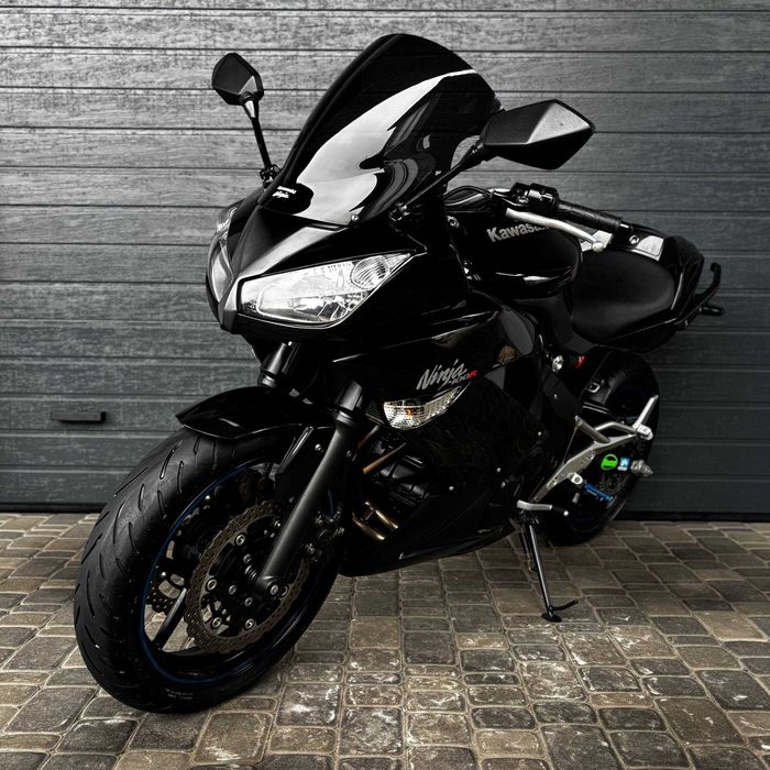 Продам мотоцикл Kawasaki Ninja 400R (0685)