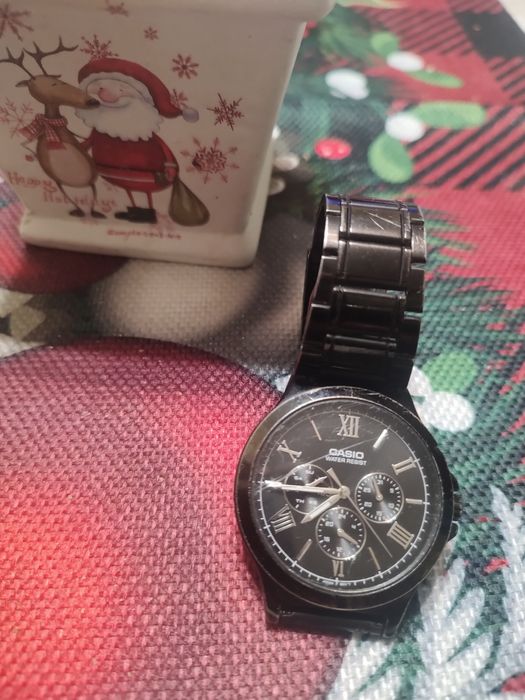 Годинник Casio,купували за кордоном,був у використанi,стан гарний,прац