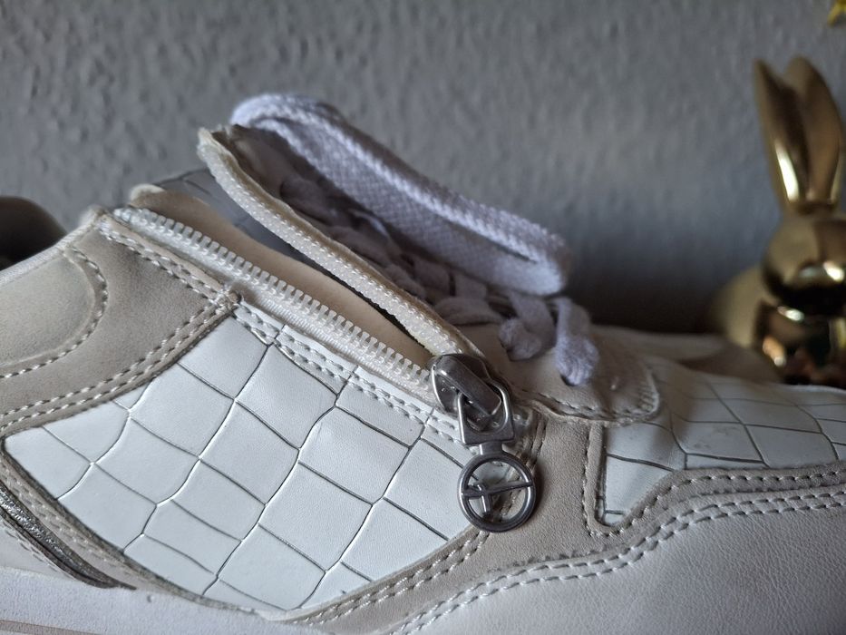 Tamaris lekkie sneakersy damskie 37