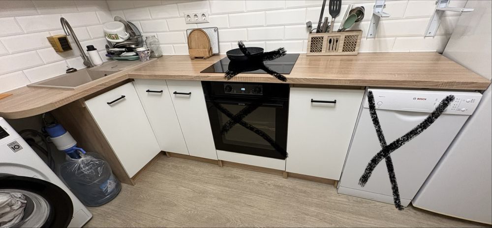 Низ кухні кутовий з камʼяною мийкою та краном