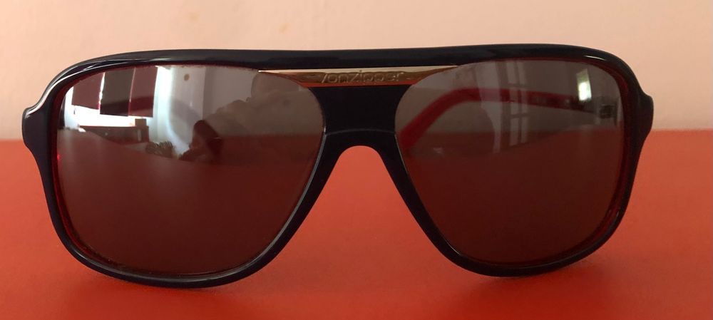 Von Zipper Stache