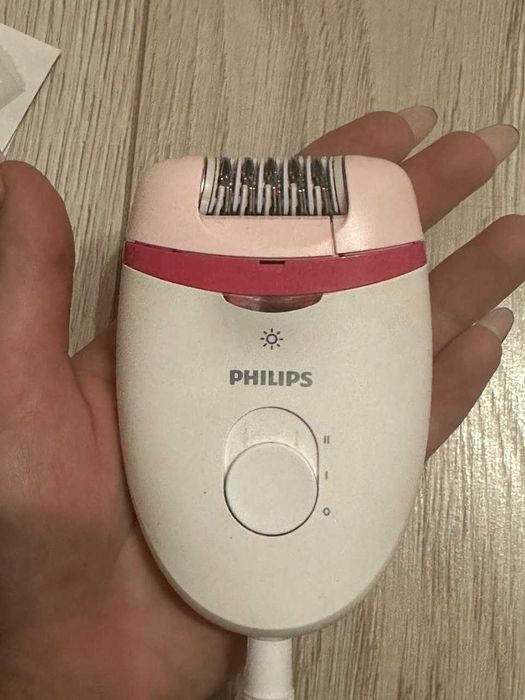Епілятор Philips BRE255
