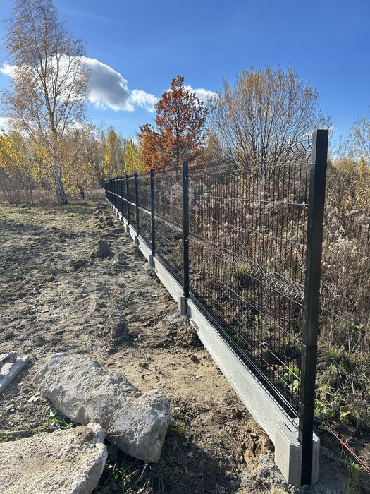 Montaż ogrodzeń panelowych oraz palisadowych