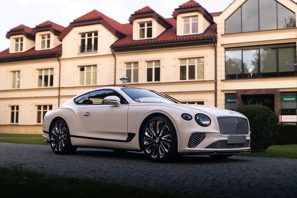 Bentley Continental GT Bentley Continental GT V8 • Glacier White • VAT 23%