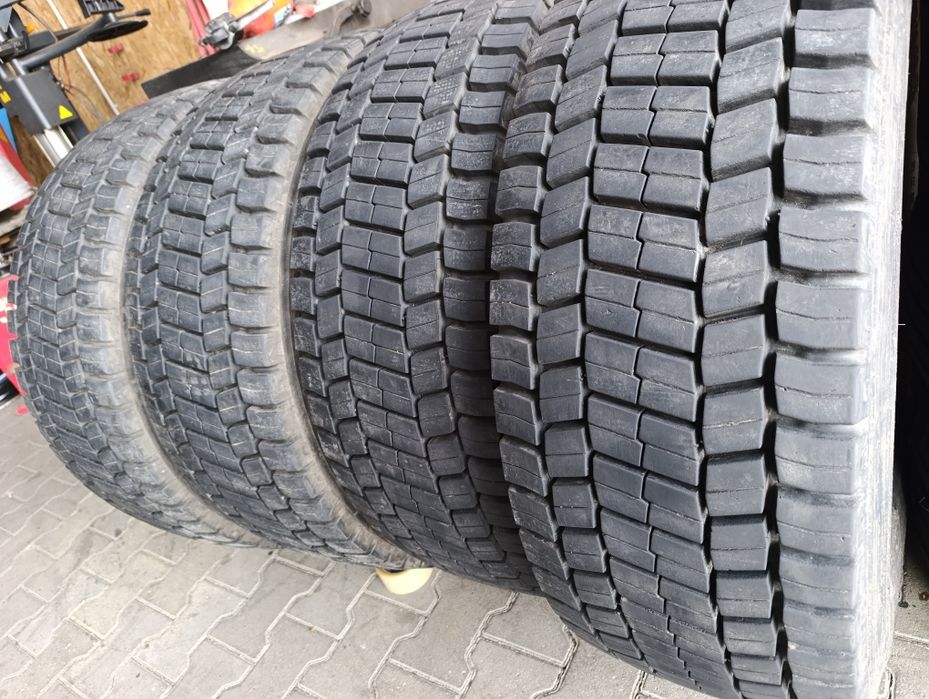 Шини 305/70R19.5  Bridgestone