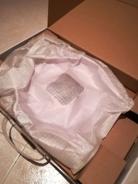 Relógio branco de parede