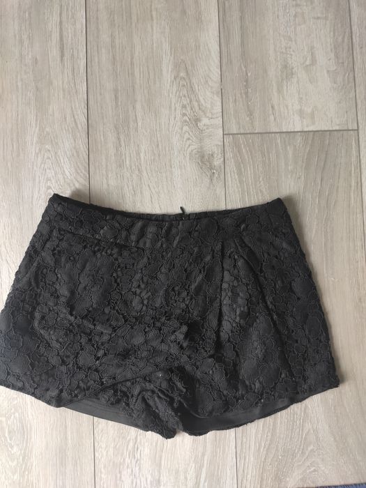 Koronkowe spodenki xs