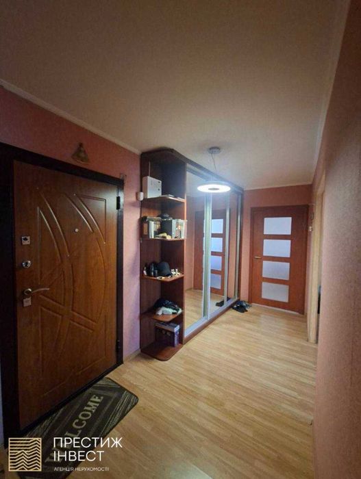 Продаж 2 кімнатної квартири по вулиці Йови