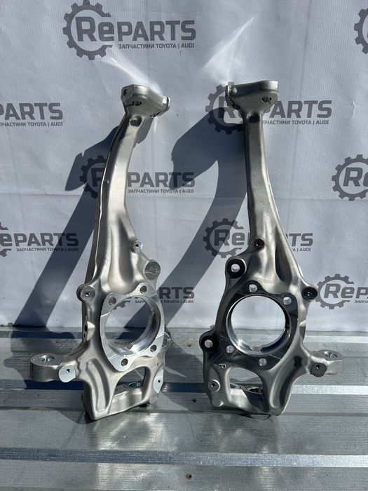 Цапфа поворотний кулак Audi A6 C7 A7 A5 A4 A5 Q5 4G0407241C 4G0407242C