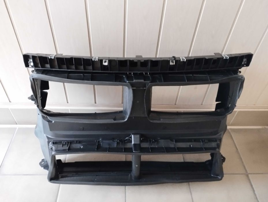 BMW X1 F48 51747374197 51748499134 жалюзі 8779815 до рест 5174187798