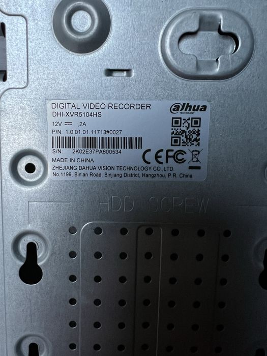 Видеорегистратор dahua dhi-xvr5104hs б/у в идеальном состоянии с коробкой.