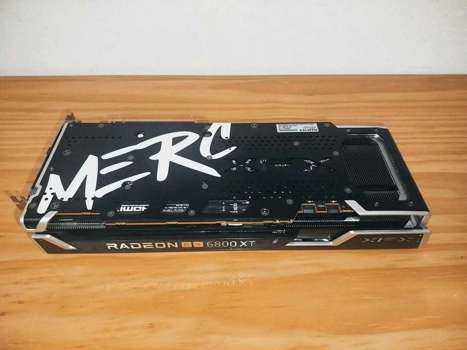 Placa Gráfica RX 6800 XT 16GB