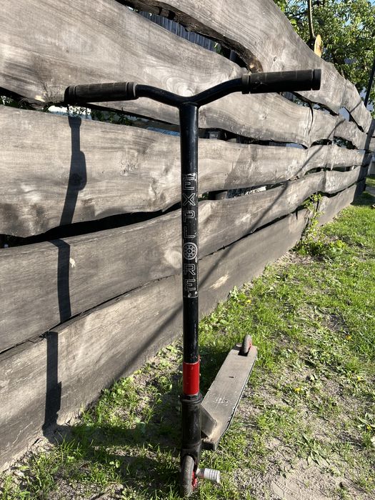 Трюковий самокат