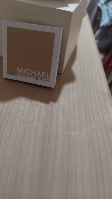 Relógio Michael Kors slim runway como novo