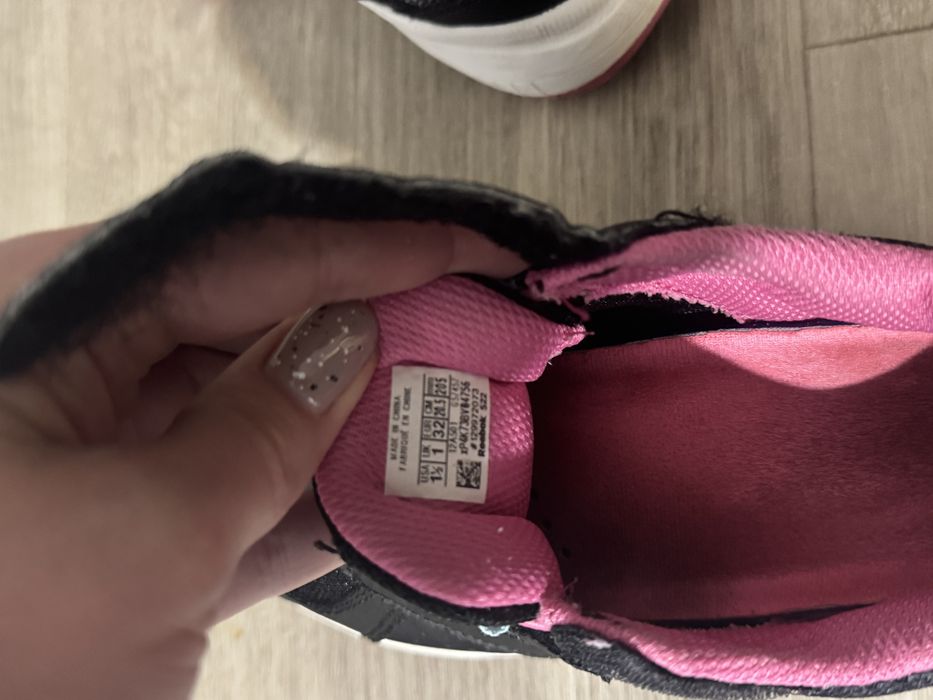 Кросівки шкіряні reebok, 32 розмір