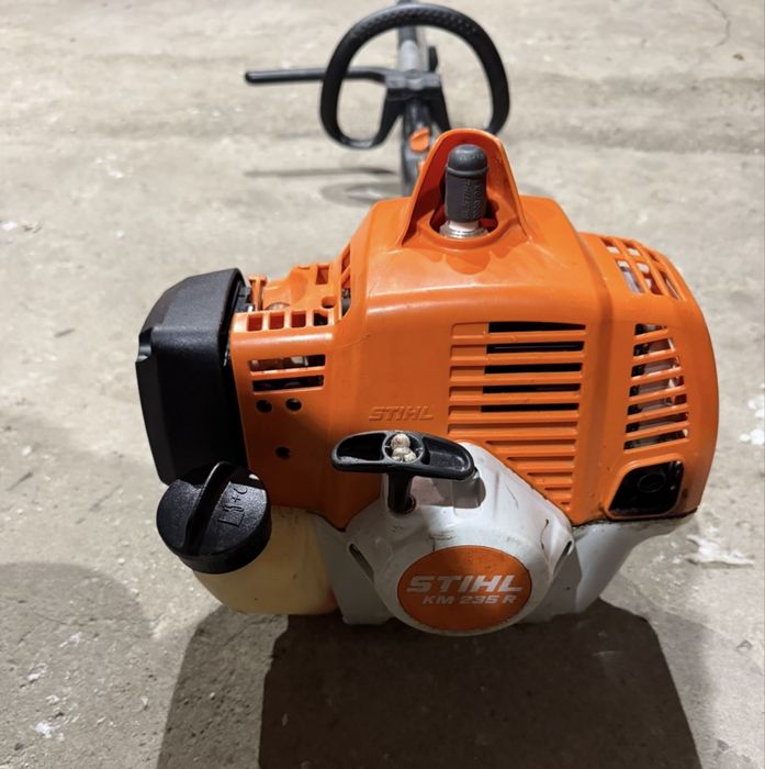 Stihl KM235r, KM 235 R , kombimotor, jednostka napędowa