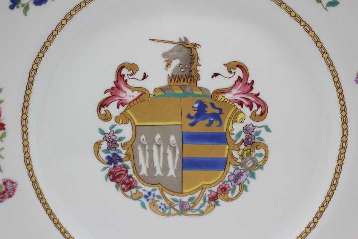 Prato Vista Alegre Brasão de Armas "Kitson Gregory"  Lim 250