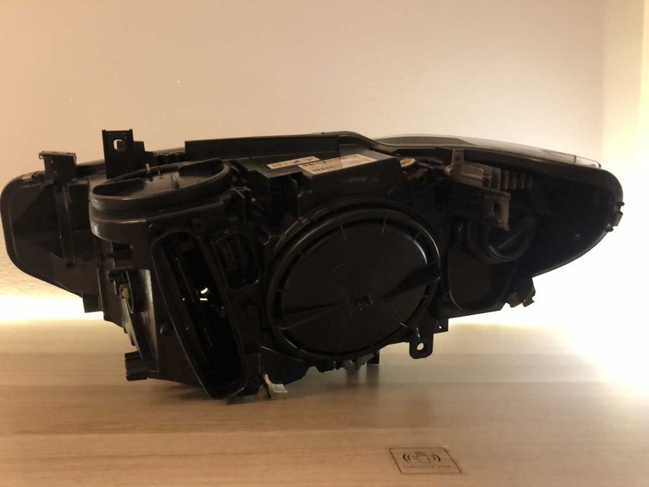 Farol BMW Série 4 F32 /F33 /F36 - Xenon Direito