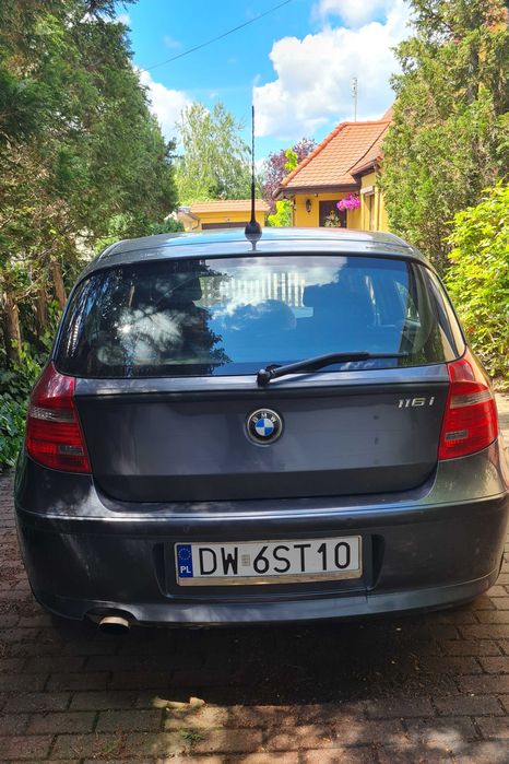 BMW 1. 5-drzwiowe