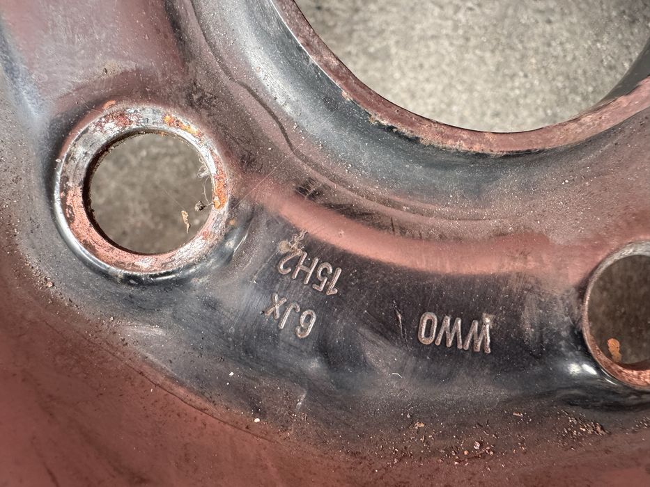 Felgi z kolpakami 15 cali golf vi skoda octavia  ii