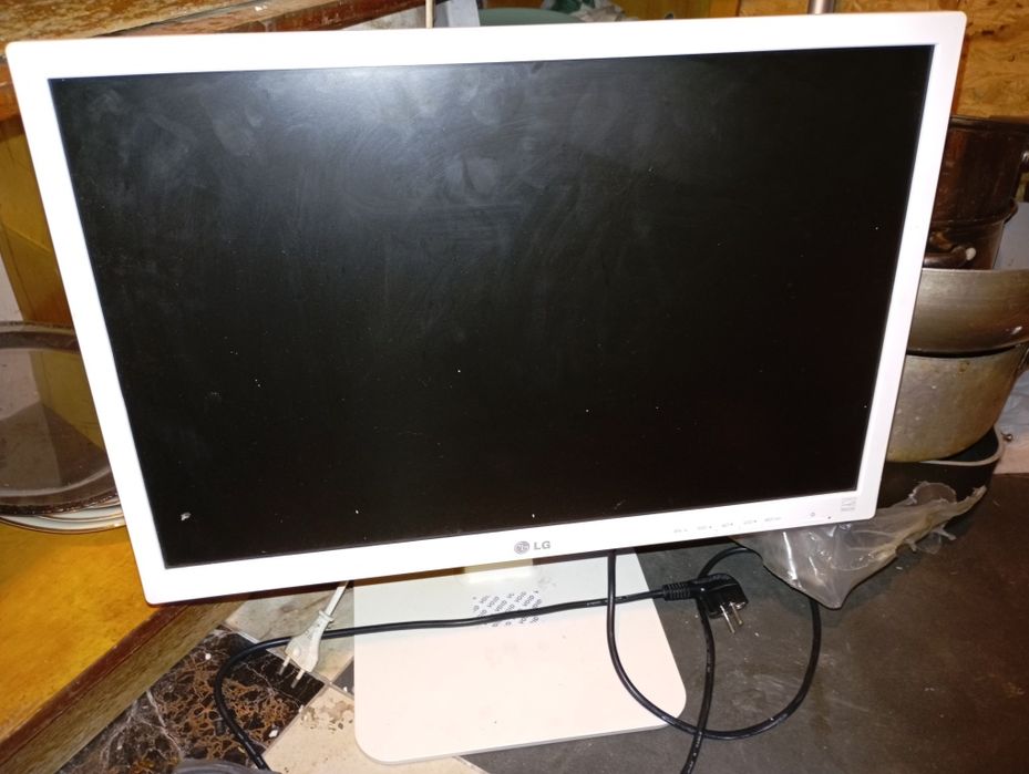 Монітор LG  Німецький
