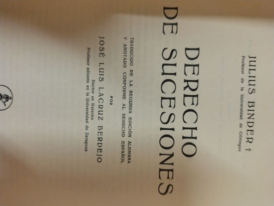 Derecho de Sucesiones, de Julius Binder

Editorial labor, S. A., 1933