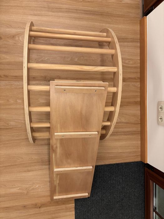 Arco montessori com rampa de escalada