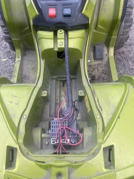 Продам квадроцикл электро Нужен Ремонт!!