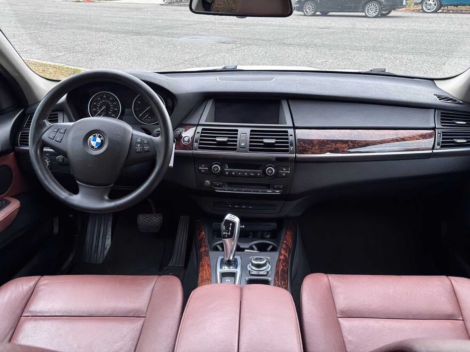 BMW X5 xDrive35i      2013