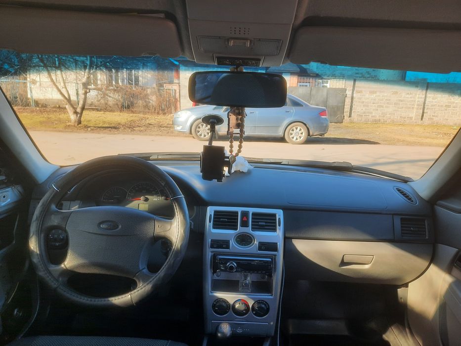 Продам Приору В хорошем состоянии