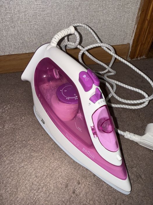 Продам праску Braun