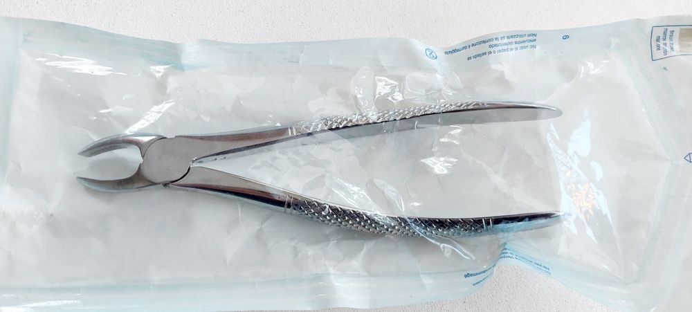 Kleszcze ekstrakcyjne górne